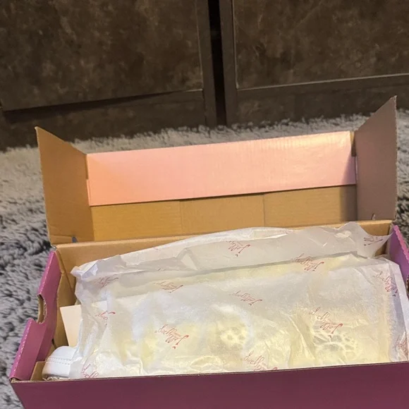 Jellypop Yellow Lace-Up Women's Sneakers - Picture 8 of 8